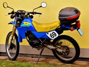 motorcycle mechanic